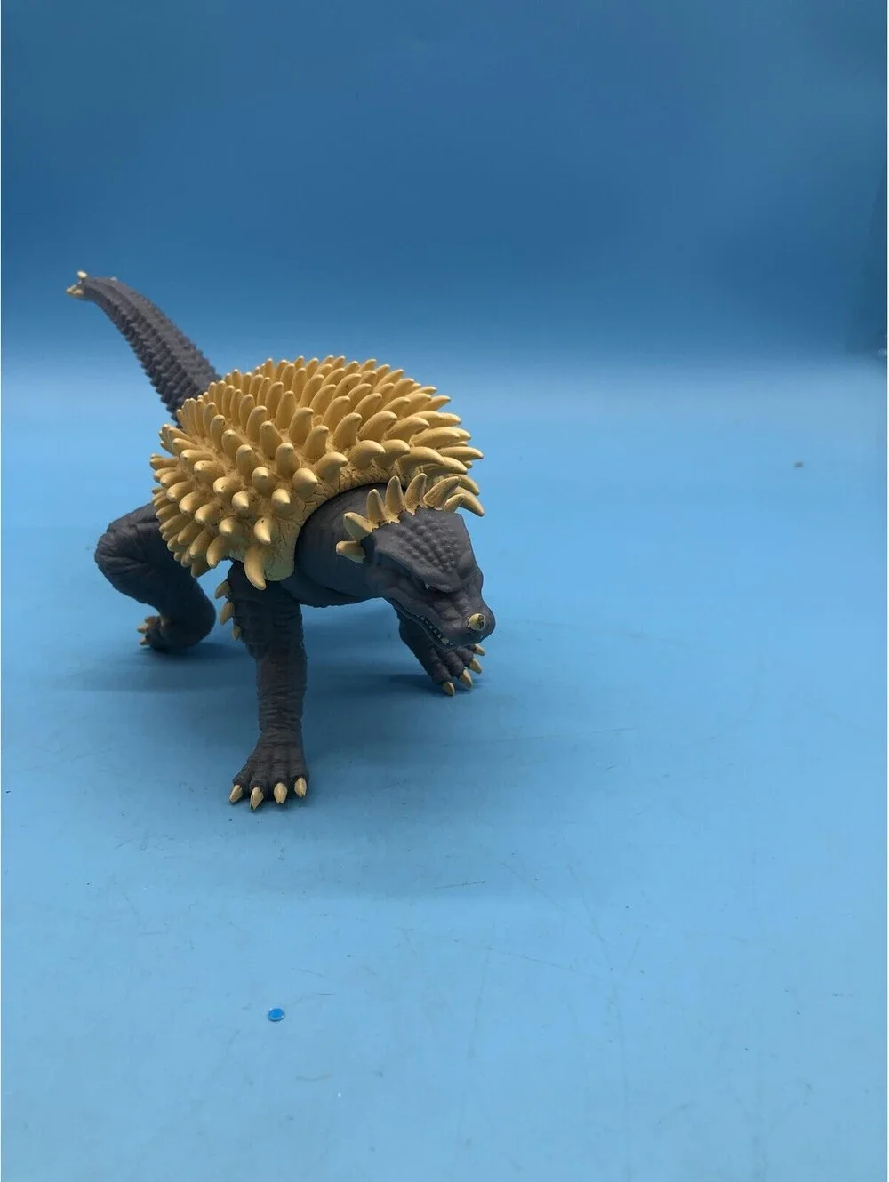 Spiked Armored Dinosaur Monster Action Figure Toy Gray Yellow 6in Unboxed